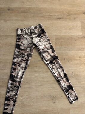 Camo Print Leggings XS